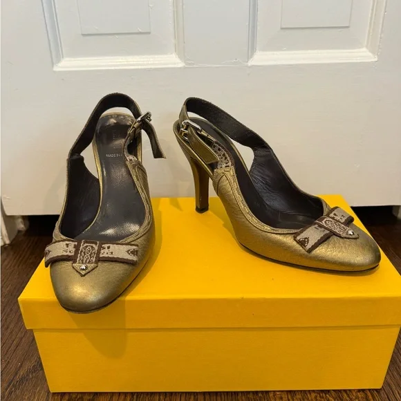 Authentic Fendi Selleria Gold Leather Slingbacks, Size 37. Made in Italy - Picture 2 of 4